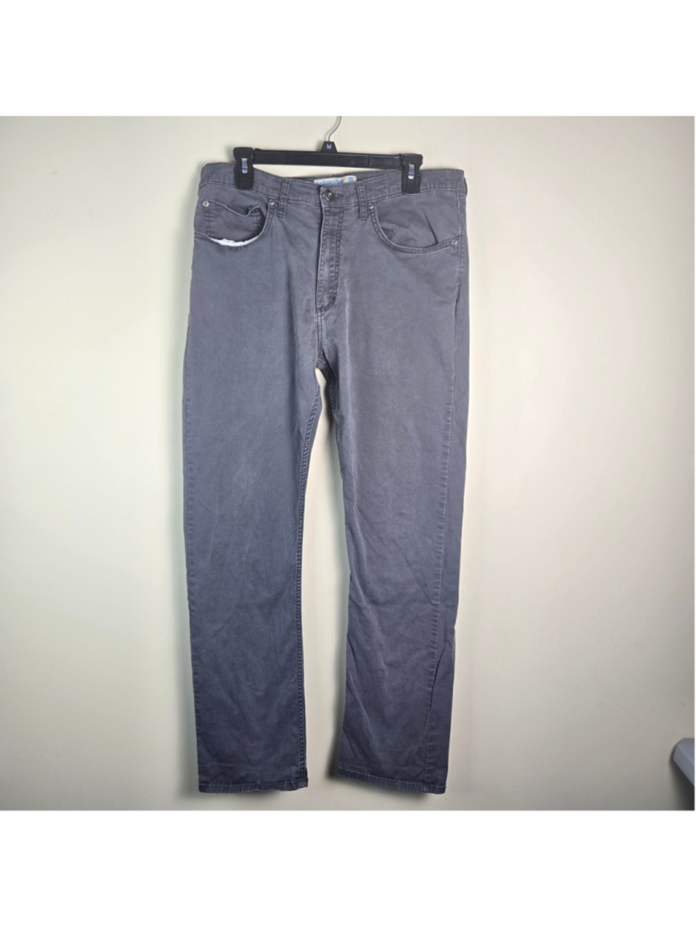 Men's Wrangler Straight Fit Jeans Size 34x32 Grey Flex Denim